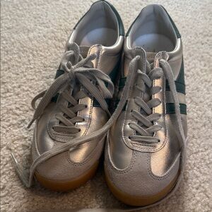 Gola Silver and Green Women's Sneakers